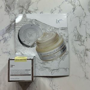 It Cosmetics Confidence in a Cream Transforming Moisturizing Super Cream